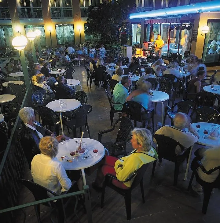 Hotel Cartago Nova By Alegria Malgrat de Mar 3*,
